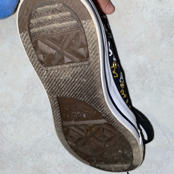 Converse - Picture 4 of 5